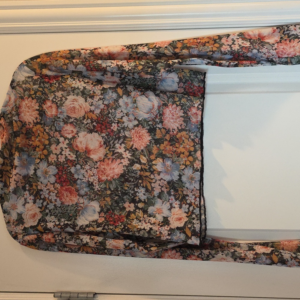 NWOT Boutique Floral Long Sleeve Mesh Crop Top XXL - Picture 7 of 10